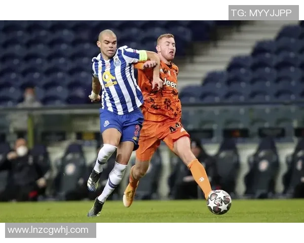 国王杯精彩对决尤文图斯完胜波尔图引发全场热议